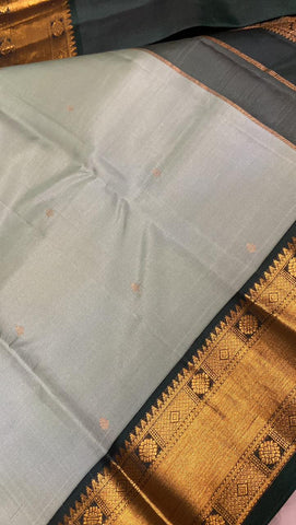 Pure Zari handloom Kanjeevaram silk mark certified saree