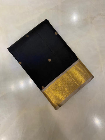 Pure Zari handloom Kanjeevaram silk mark certified saree