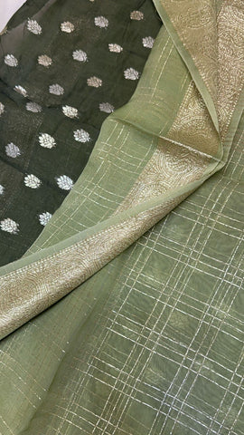 Premium organza saree