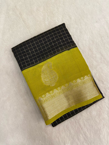 Semi Moongha Crepe Silk Saree 🖤