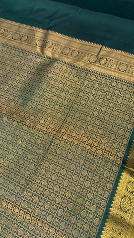 Pure Zari handloom Kanjeevaram silk mark certified saree