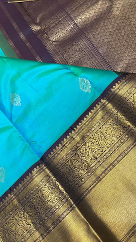 Pure Zari handloom Kanjeevaram silk mark certified saree