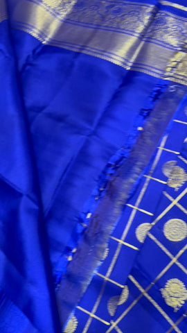 Pure Zari handloom Kanjeevaram silk mark certified saree