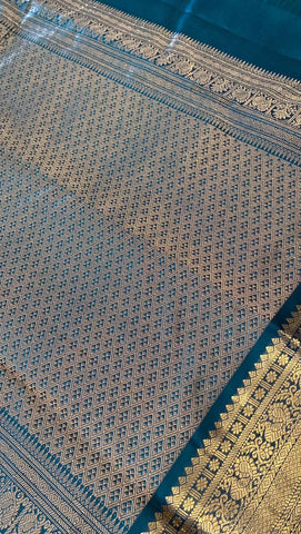 Pure Zari handloom Kanjeevaram silk mark certified saree