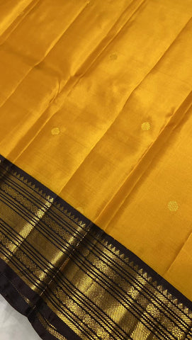 Pure Zari handloom Kanjeevaram silk mark certified saree (Mustardy yellow X Dark coffee brown)
