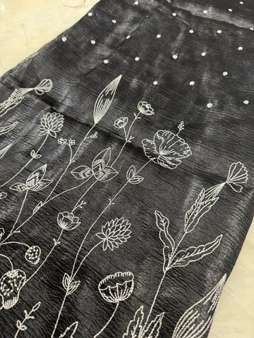 Premium crush organza saree