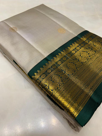 Pure Zari handloom Kanjeevaram silk mark certified saree