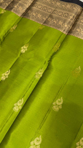 Pure handloom Kanjeevaram silk mark certified saree