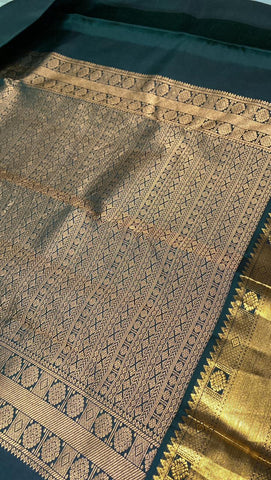 Pure Zari handloom Kanjeevaram silk mark certified saree