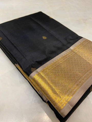 Pure Zari handloom Kanjeevaram silk mark certified saree