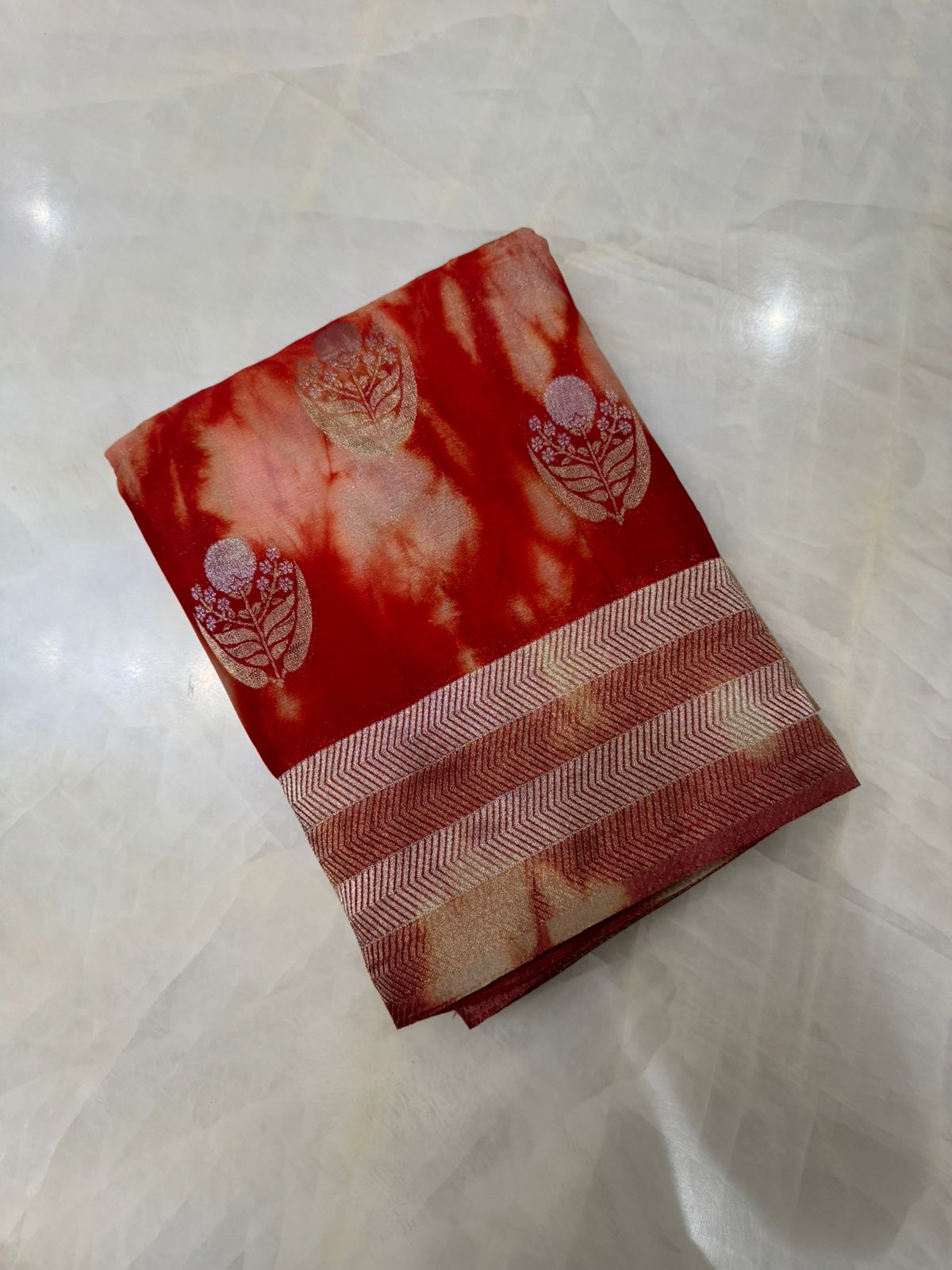 Premium crepe by chiffon Shibori design saree