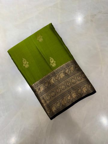 Pure handloom Kanjeevaram silk mark certified saree