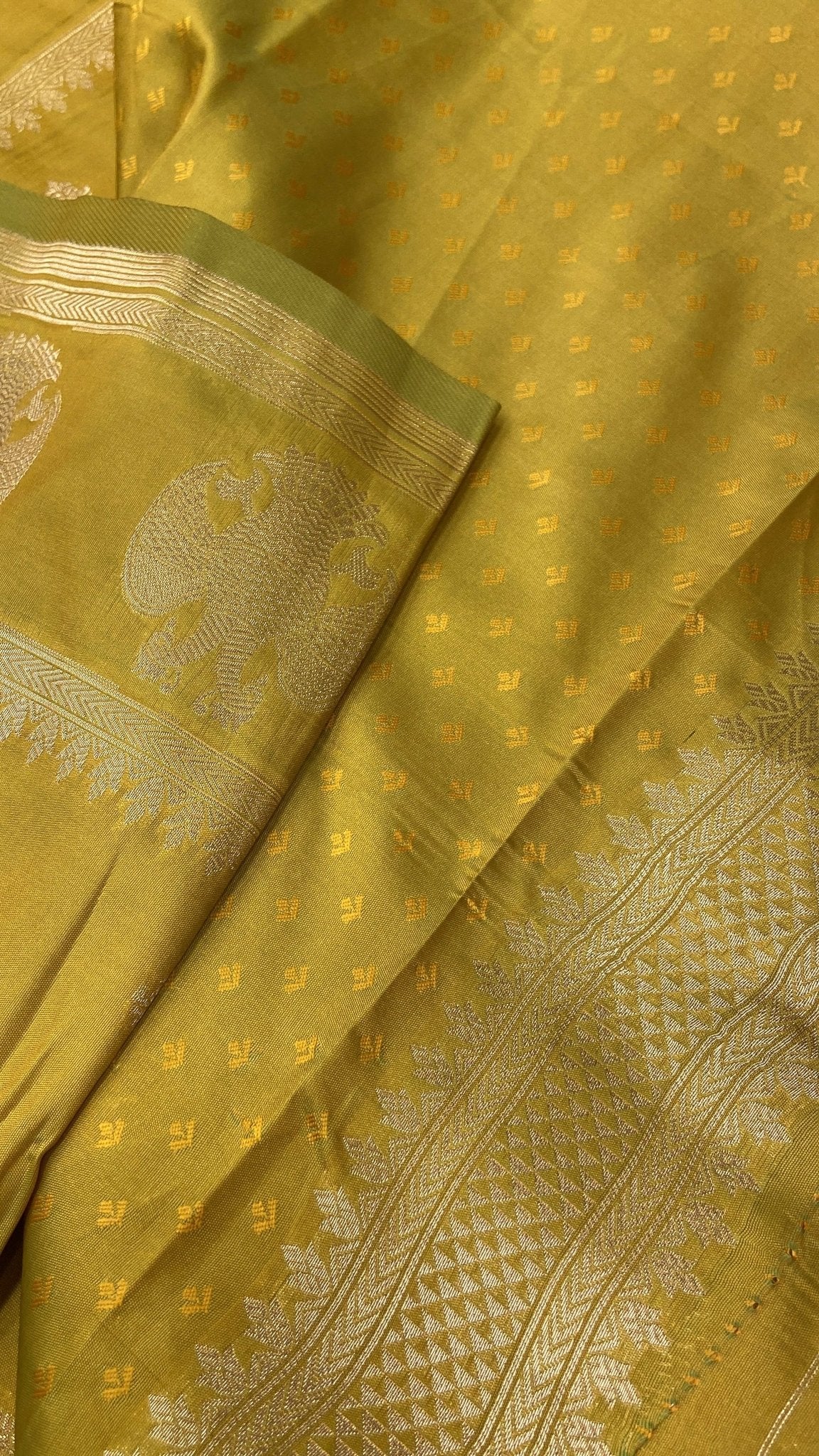 Semi Kanchipuram Silk Saree - Kanjeevaram Silk Mandir