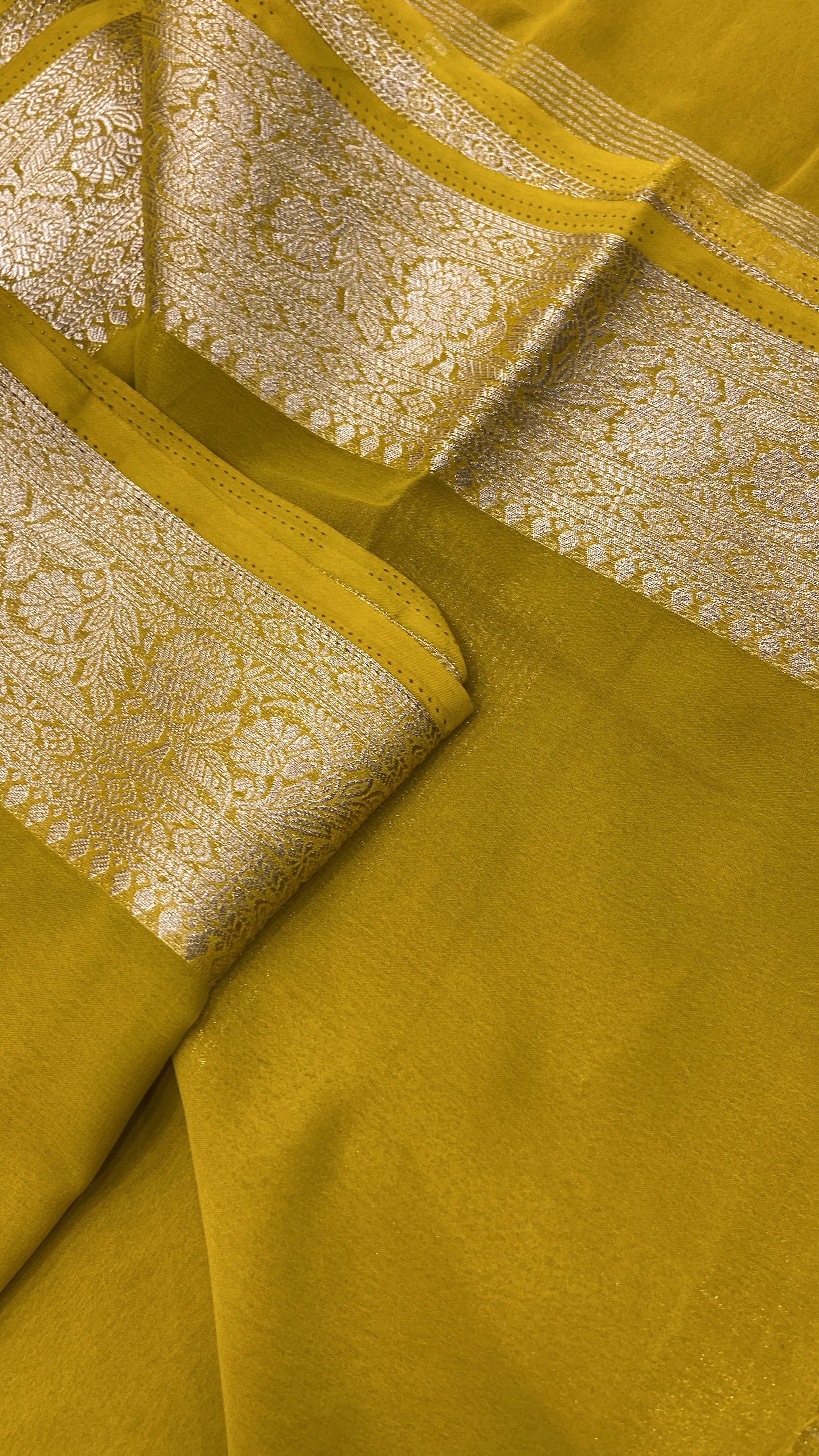 Semi Mysore Silk Saree - Kanjeevaram Silk Mandir