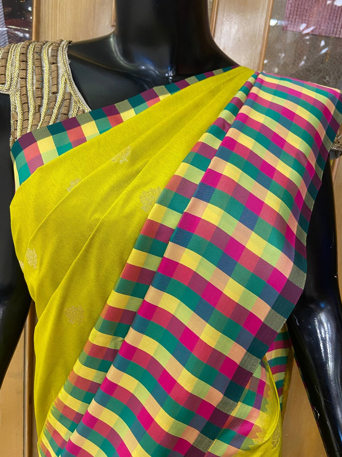 Semi Vintage Kanchipuram Silk Saree - Kanjeevaram Silk Mandir