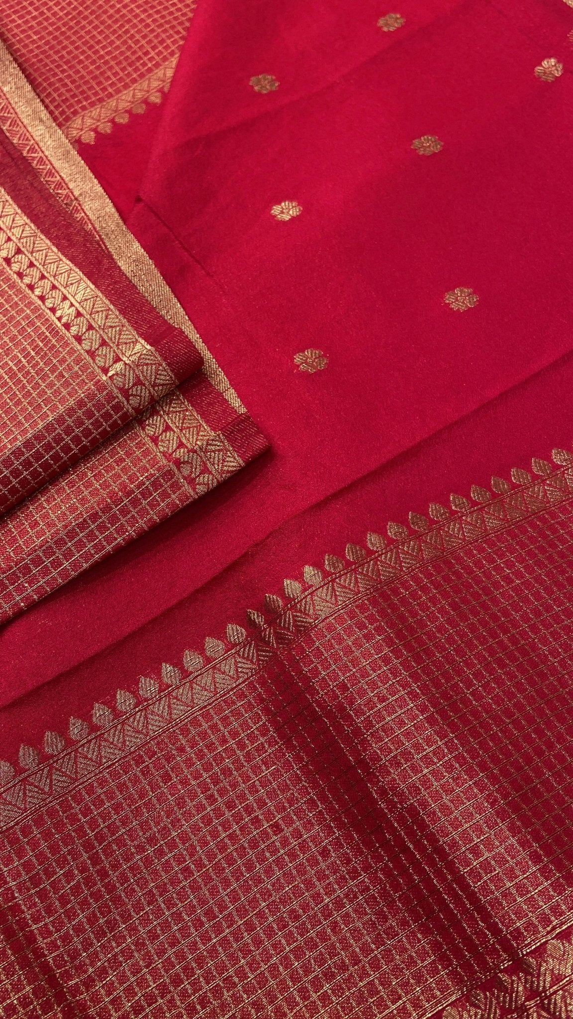 Soft Georgette Saree - Kanjeevaram Silk Mandir